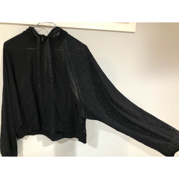 EUC Lululemon In Depth Lace Jacket - Picture 5 of 8